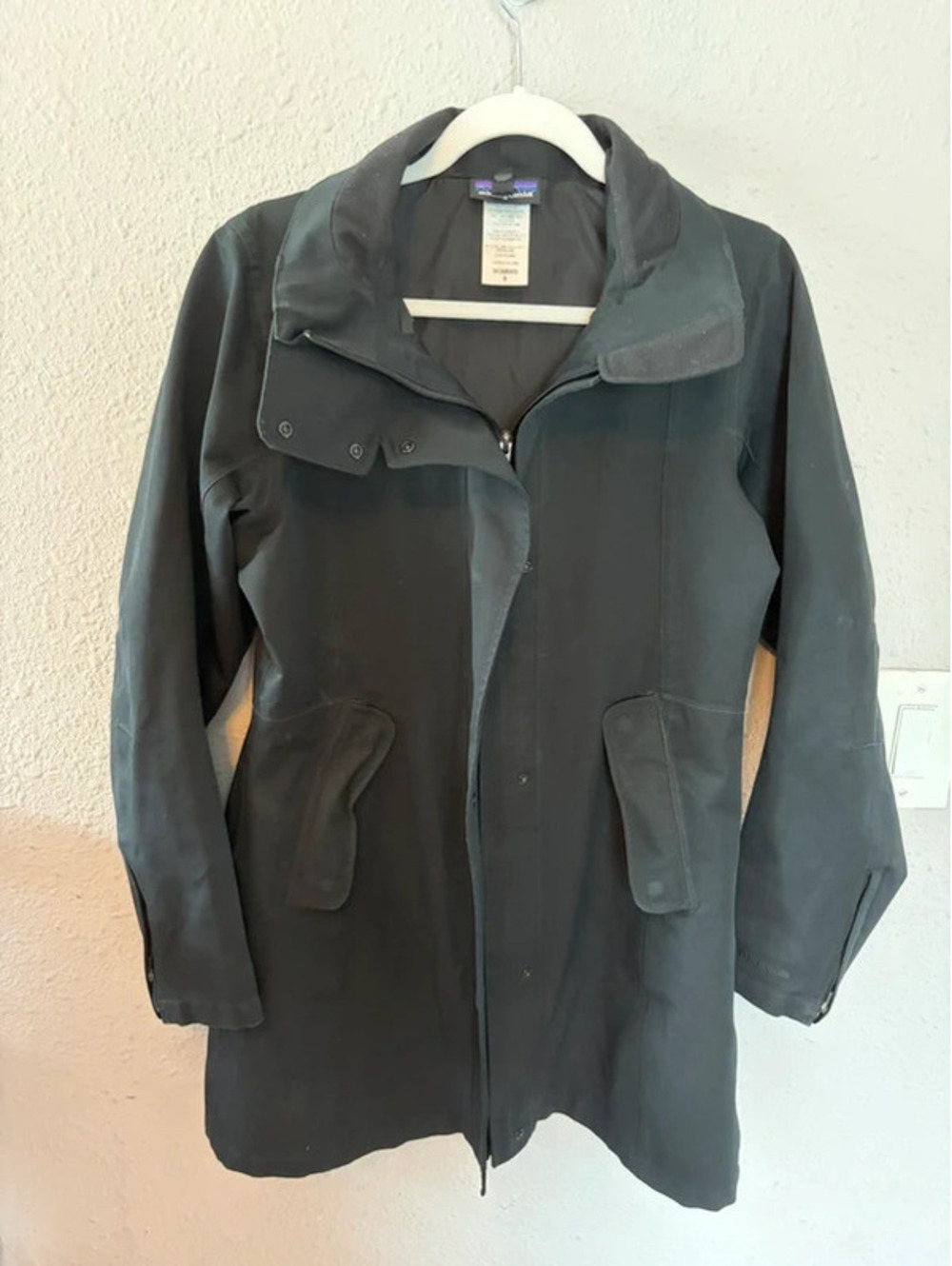 Patagonia women's H2NO mid length coat black size S